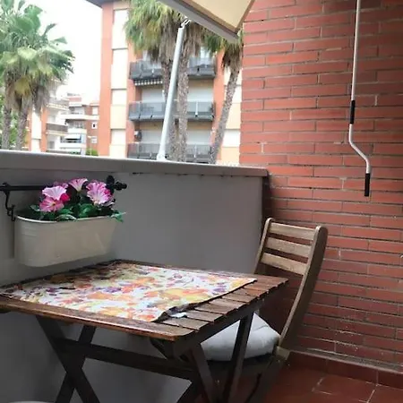 Apartment Bonito A 250m Del Mar Lloret de Mar